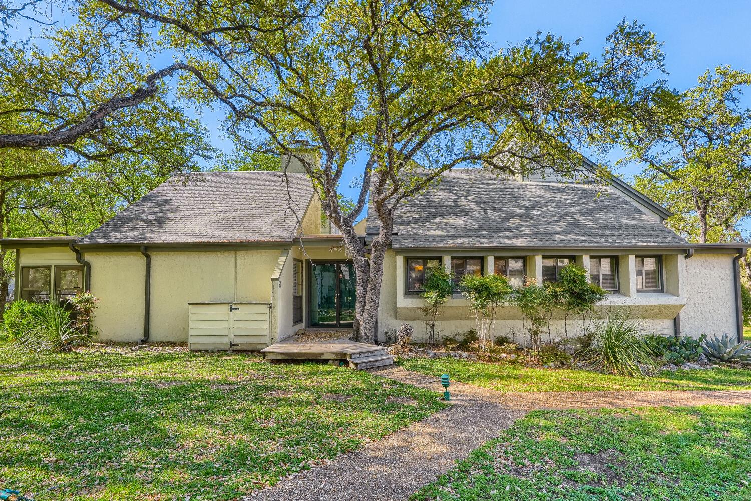 51 Casa Verde, Lakeway, TX 78734 — photo 1