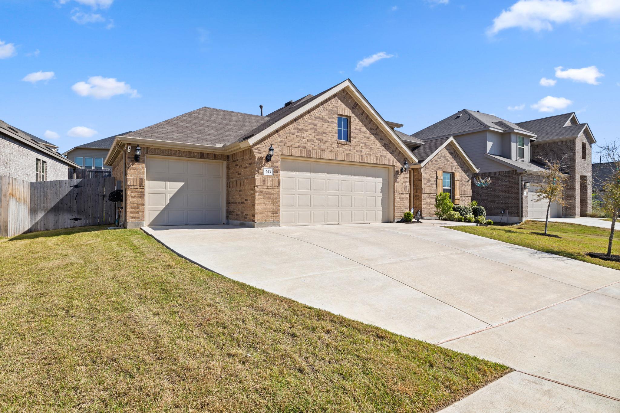 613 Sugar Cane, Buda, TX 78610 — photo 1
