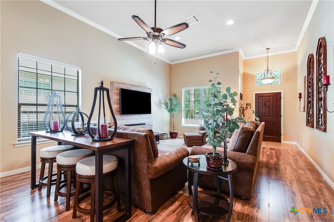 209 Geode Lane, Jarrell, TX 76537 — photo 1