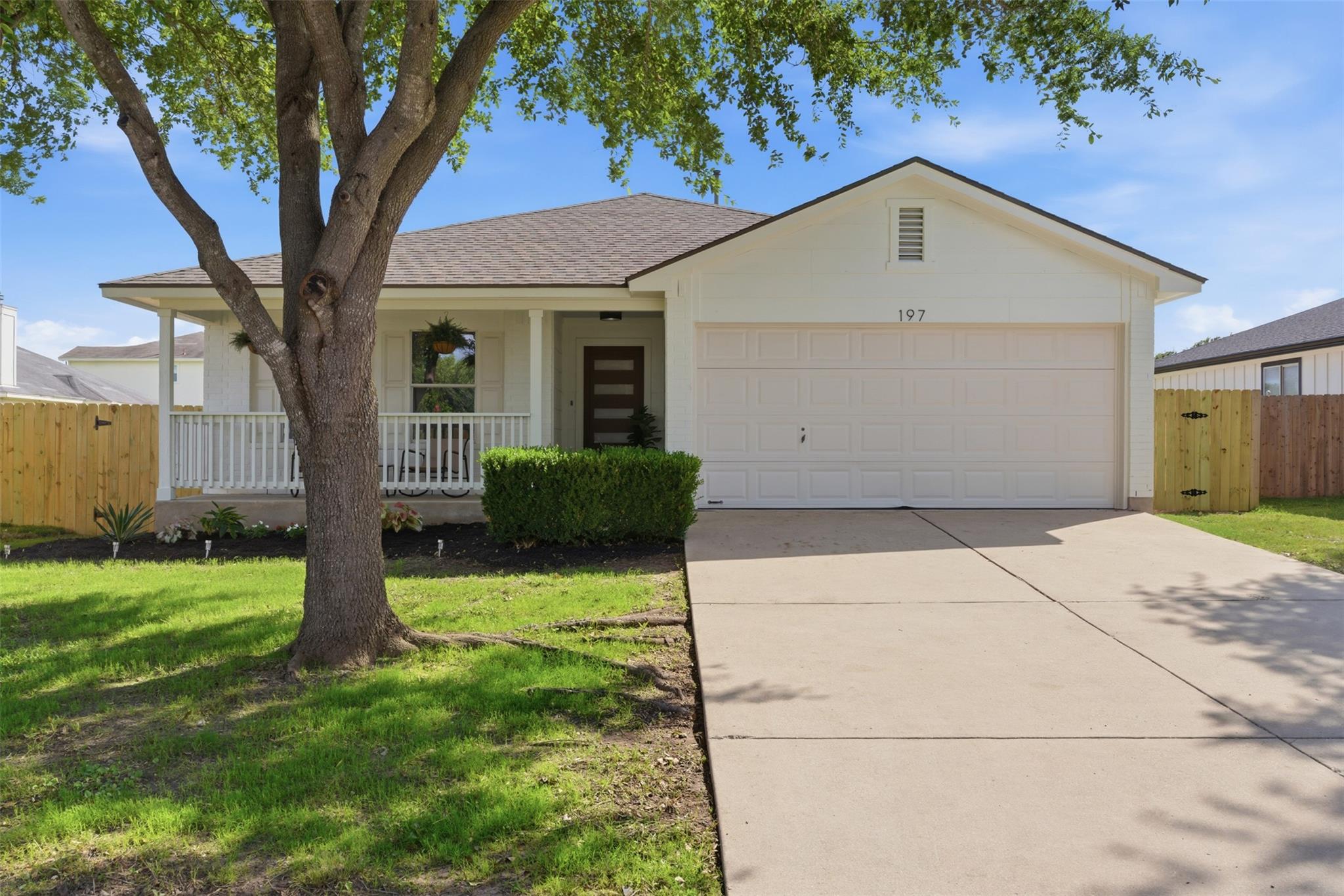 197 Donatello, Kyle, TX 78640 — photo 1