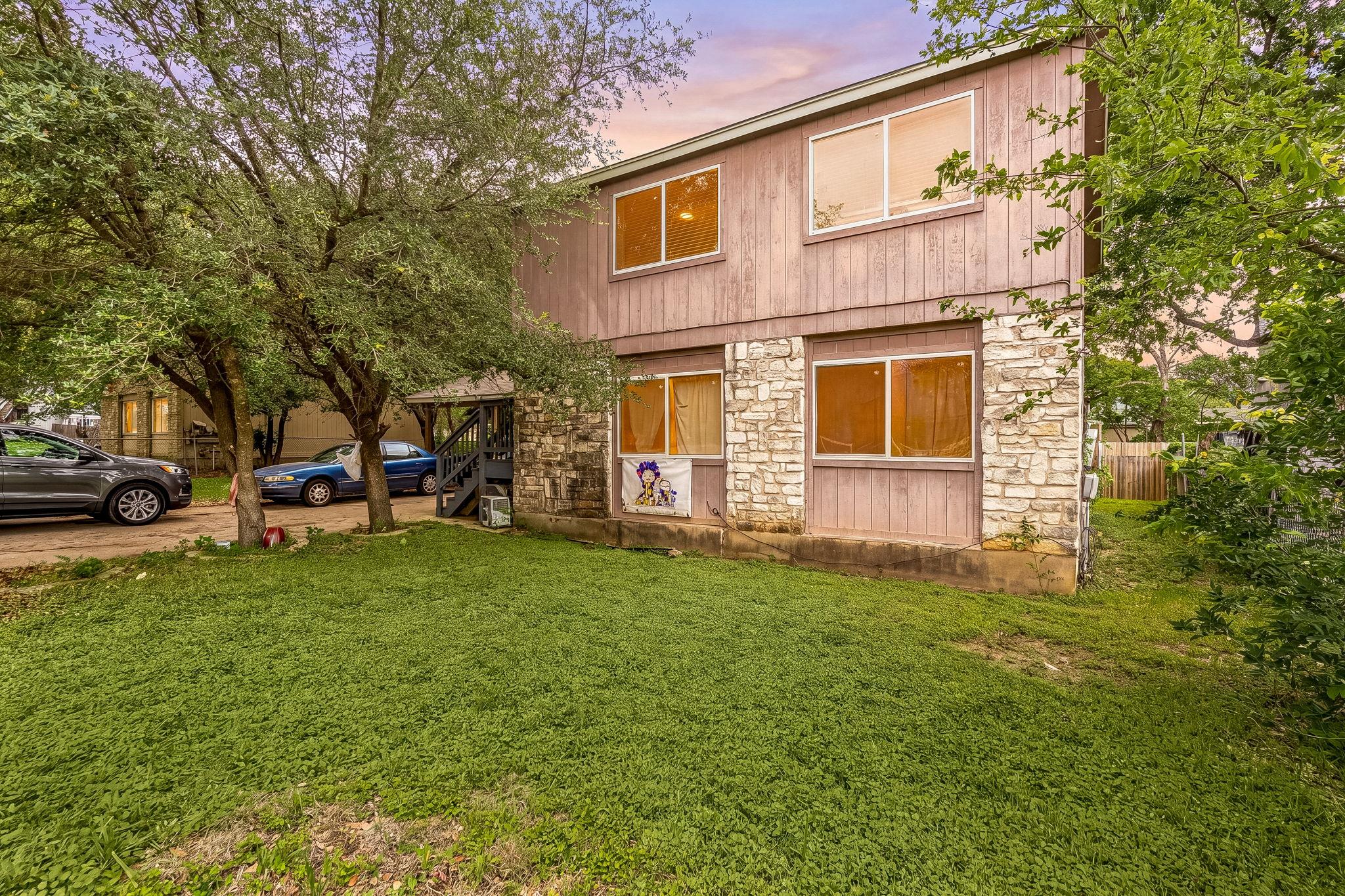 2406 Bucks, Austin, TX 78744 — photo 1