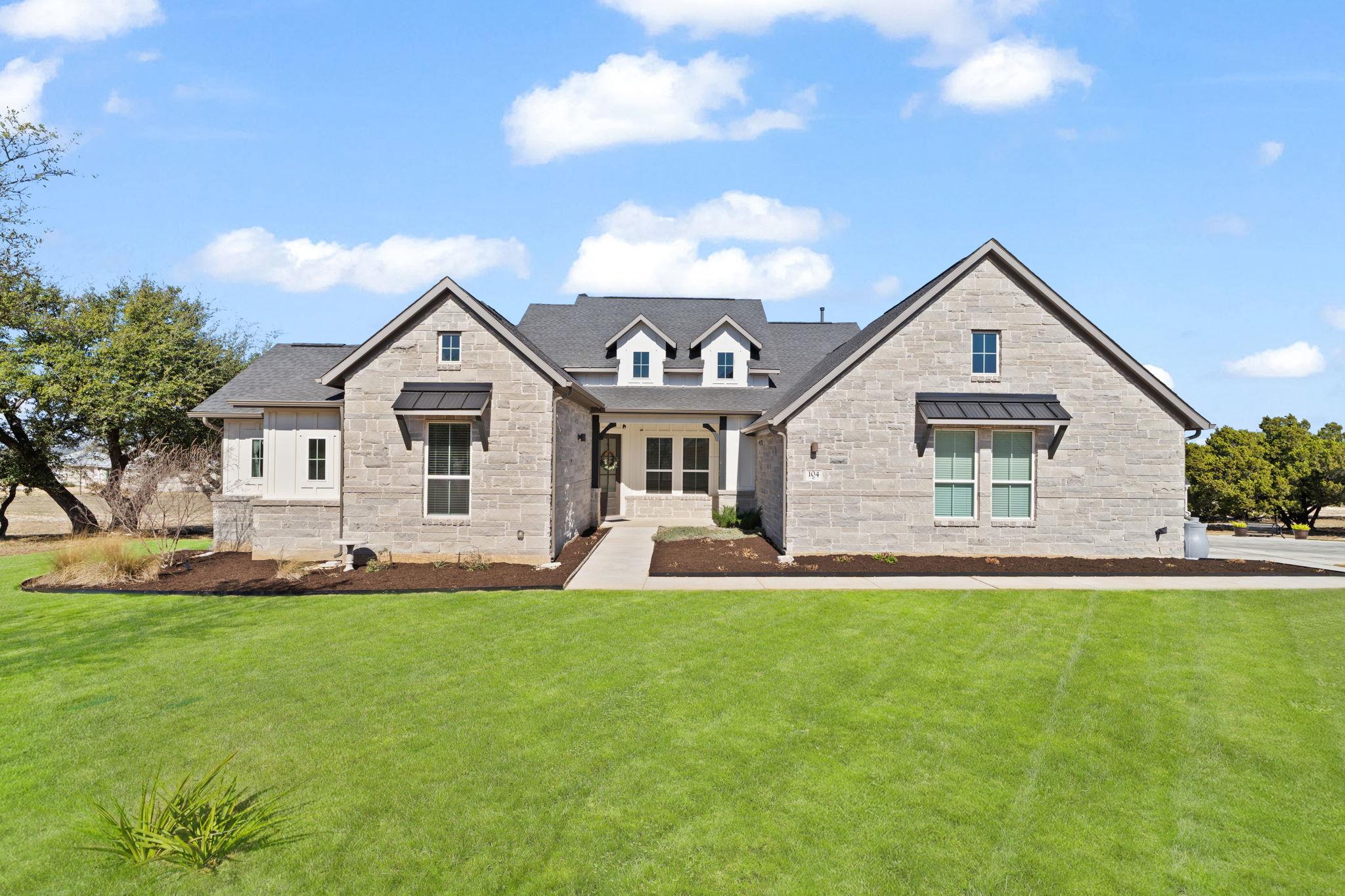 104 Rock Bend Court Rock Bend, Marble Falls, TX 78654 — photo 1