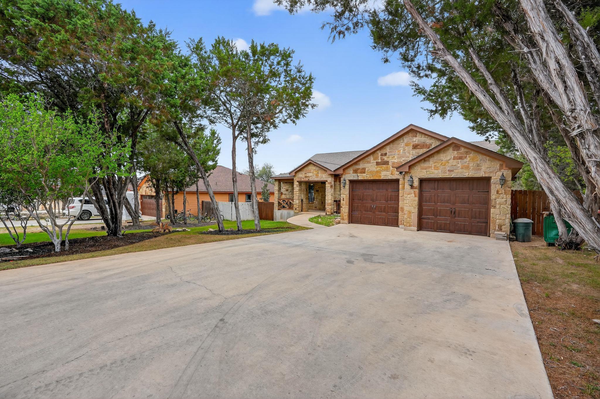 4 Redwood, Wimberley, TX 78676 — photo 1