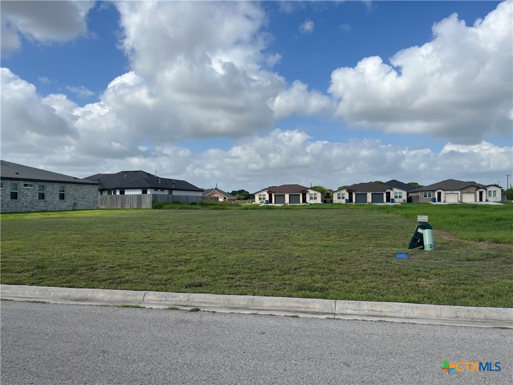 110 Carmine Avenue, Port Lavaca, TX 77979 — photo 1