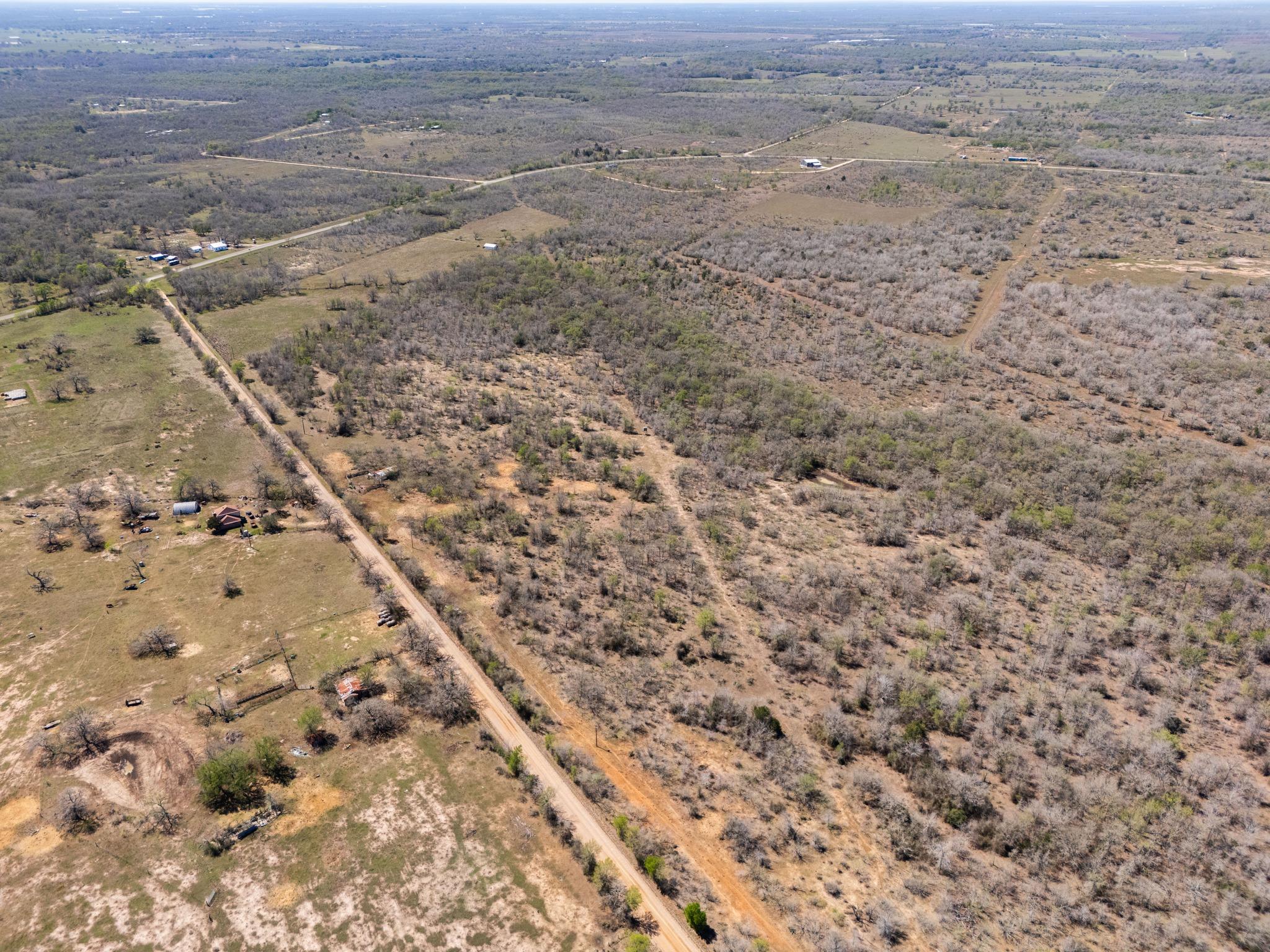 000 Cr 420, Waelder, TX 78959 — photo 1