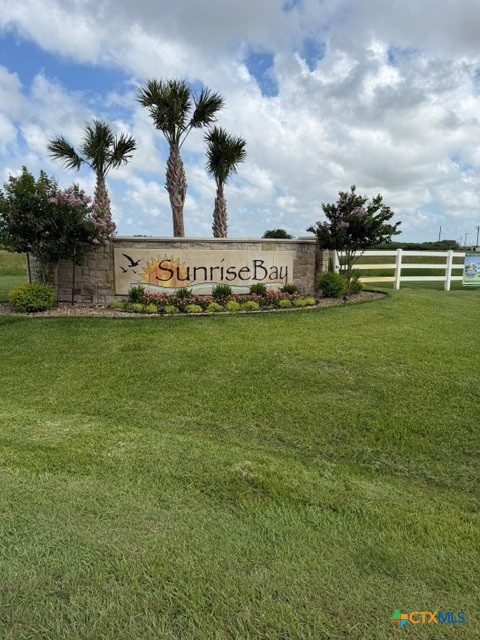 301 Beacon Drive, Port Lavaca, TX 77979 — photo 1