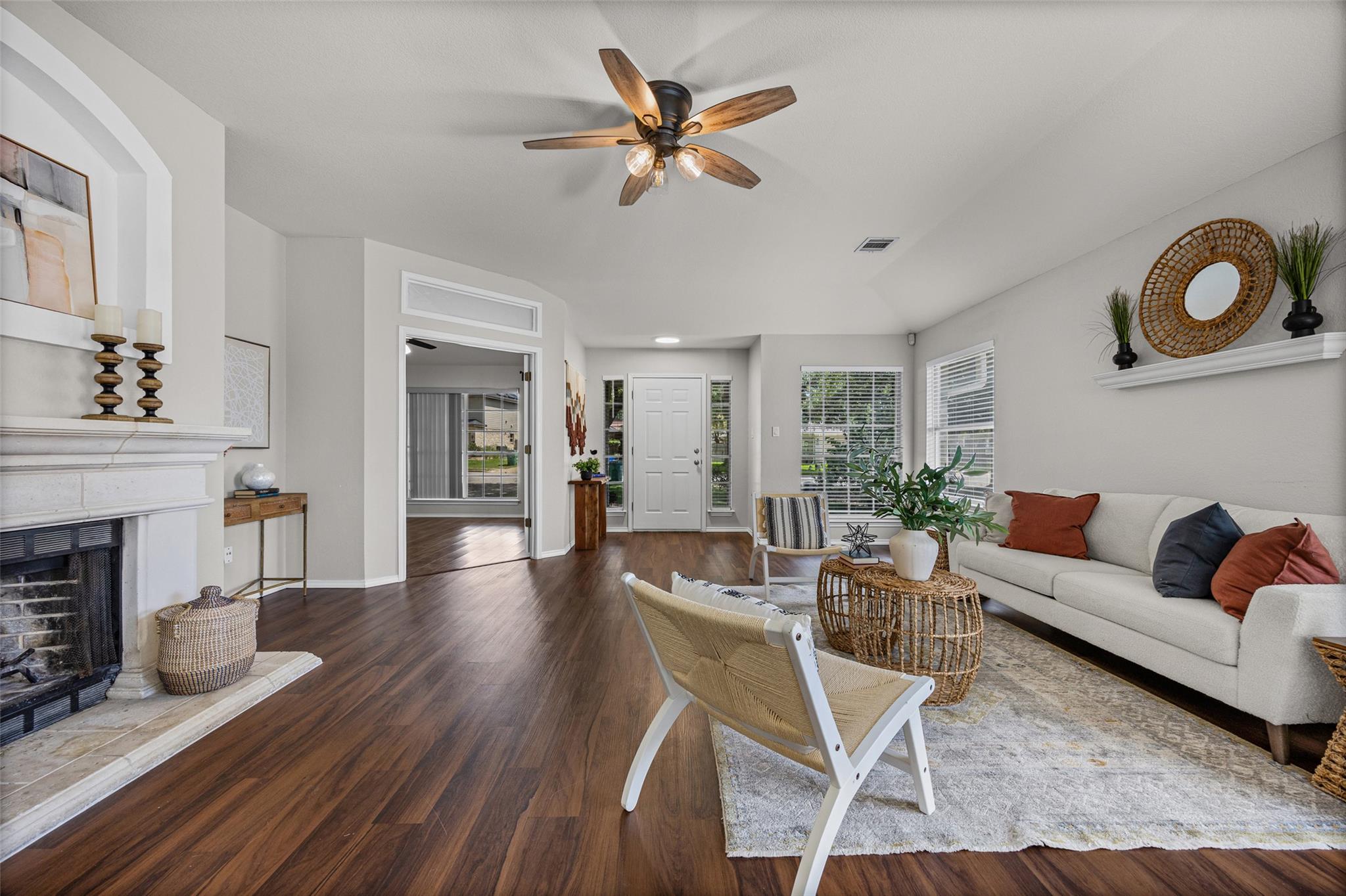 1524 Lochaline, Pflugerville, TX 78660 — photo 1