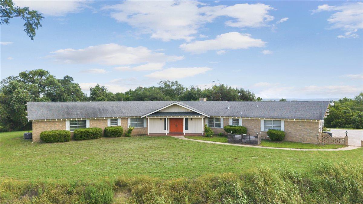 194 Fm 2571, Smithville, TX 78957 — photo 1