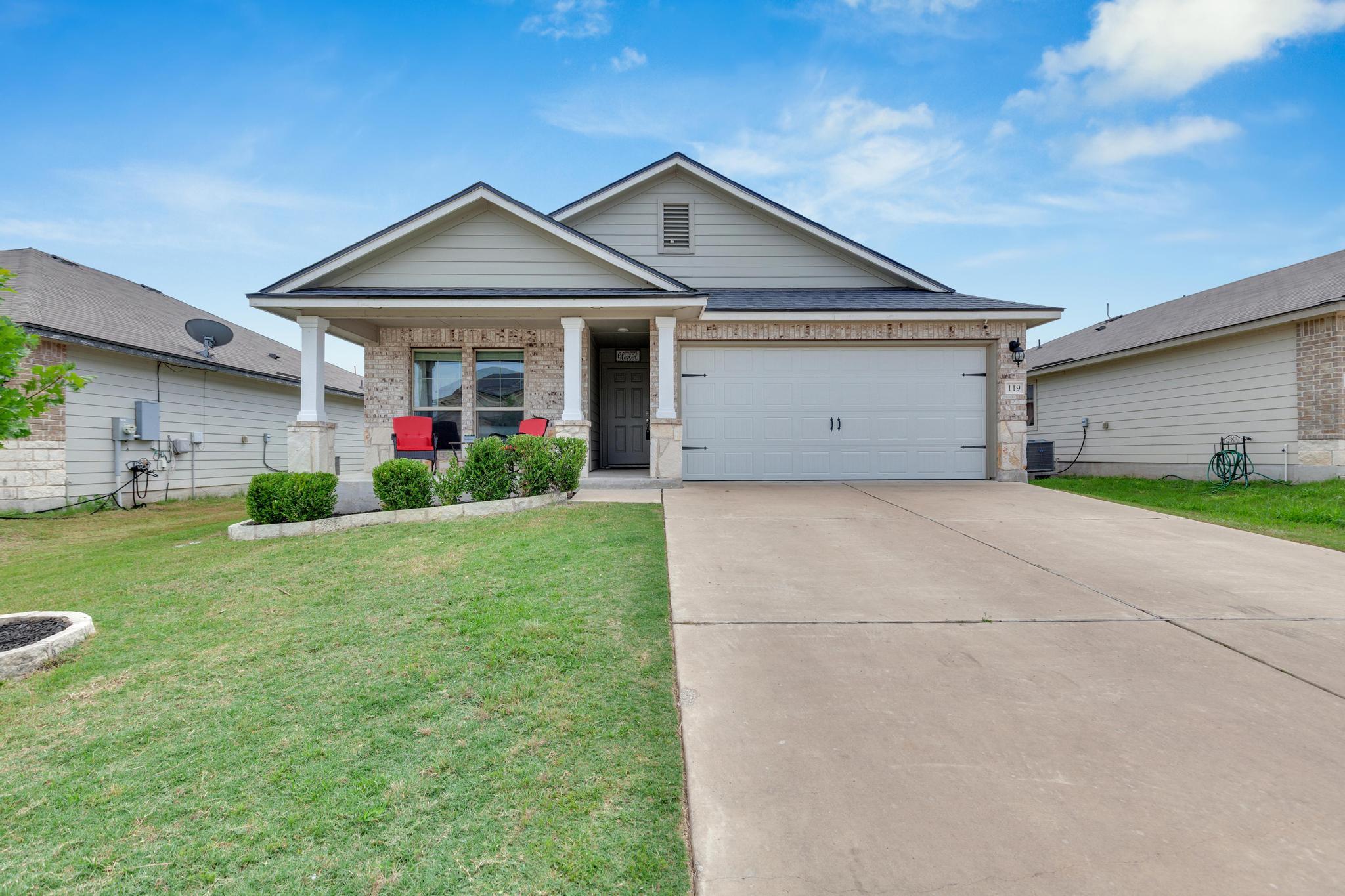 119 Beth Ann, Taylor, TX 76574 — photo 1