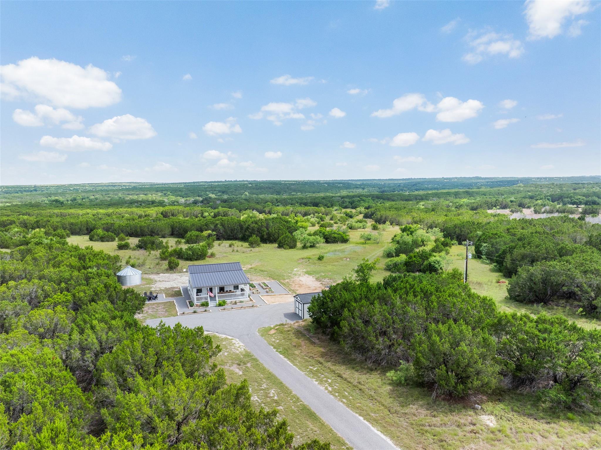 2555  County Road 1139 None, Lampasas, TX 76550 — photo 1