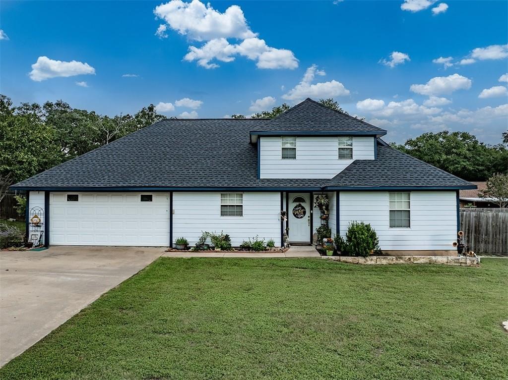 234  Park Dr, La Grange, TX 78945 — photo 1