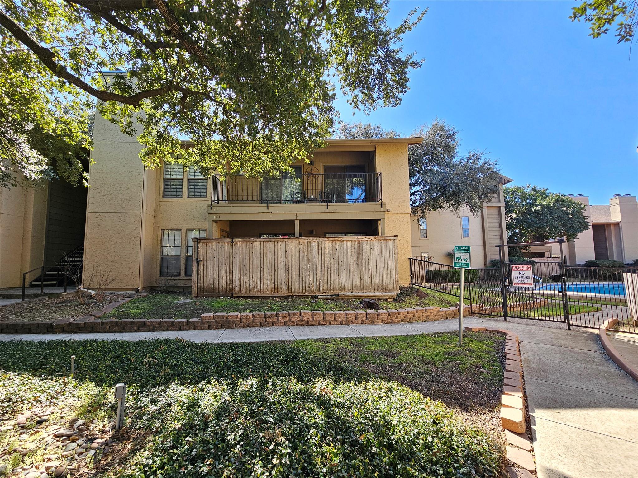 1202  Thorpe Ln  #604, San Marcos, TX 78666 — photo 1