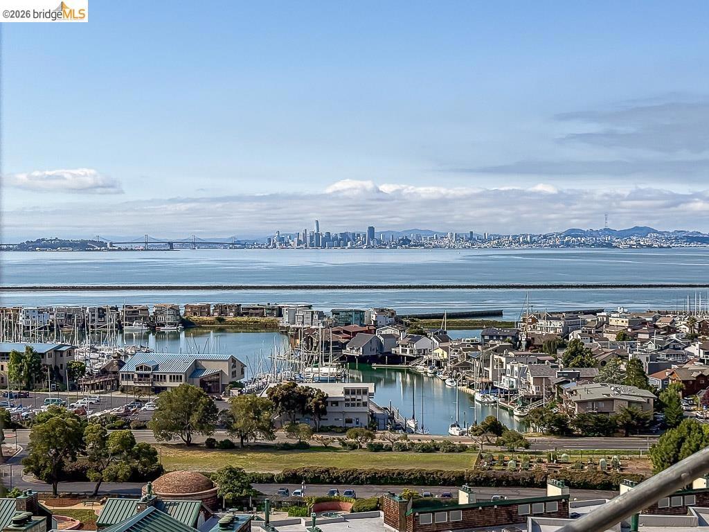 1400 Pinnacle Ct 401, Richmond, CA 94801 — photo 1