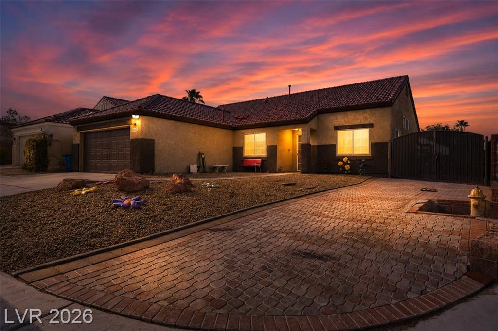 2402 White Sails Court, North Las Vegas, NV 89031 — photo 1