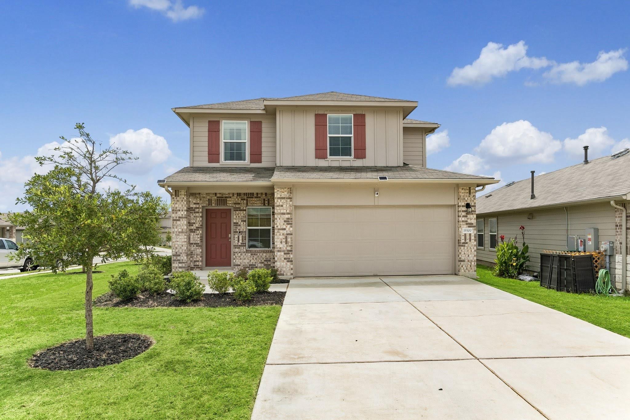19300  Bear Grass Dr, Elgin, TX 78621 — photo 1