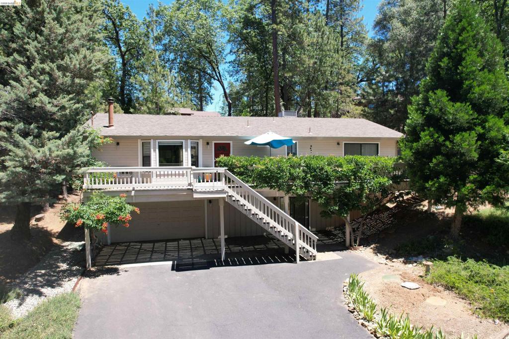 20812 Point View Dr., Groveland, CA 95321 — photo 1