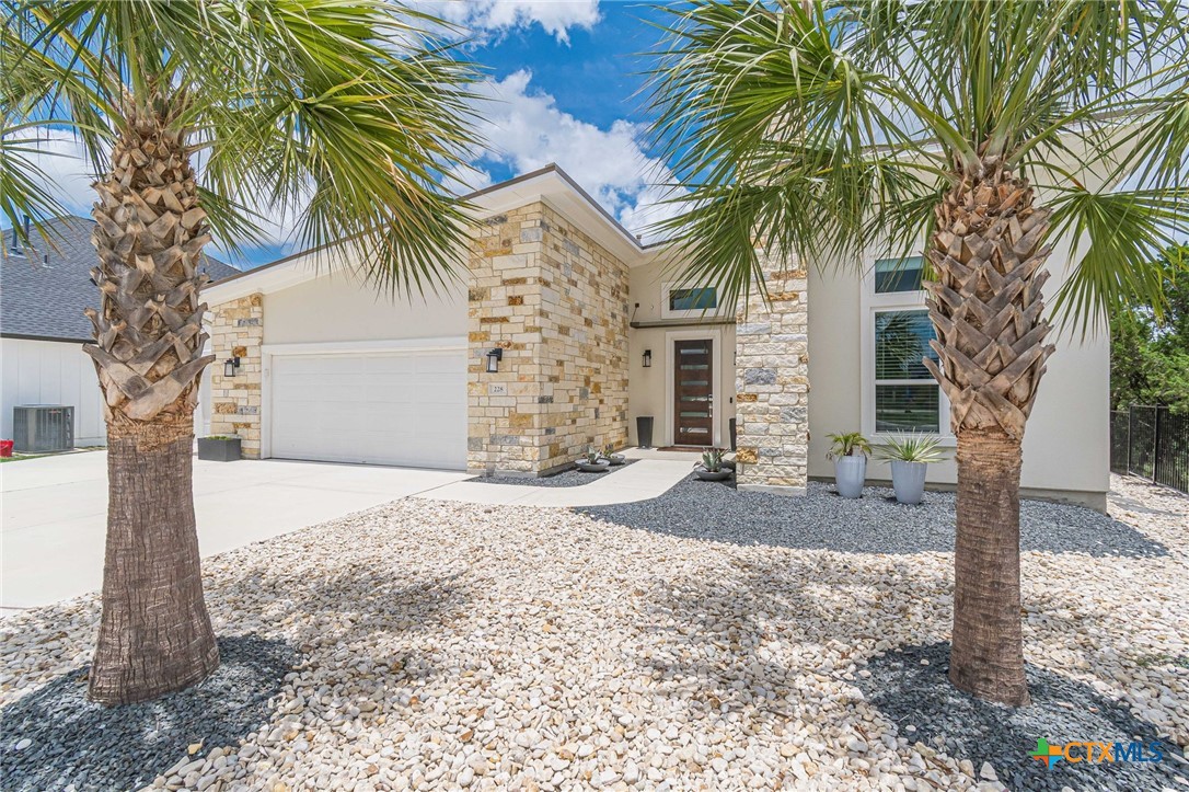 228 Cruising Oak Street, San Marcos, TX 78666 — photo 1