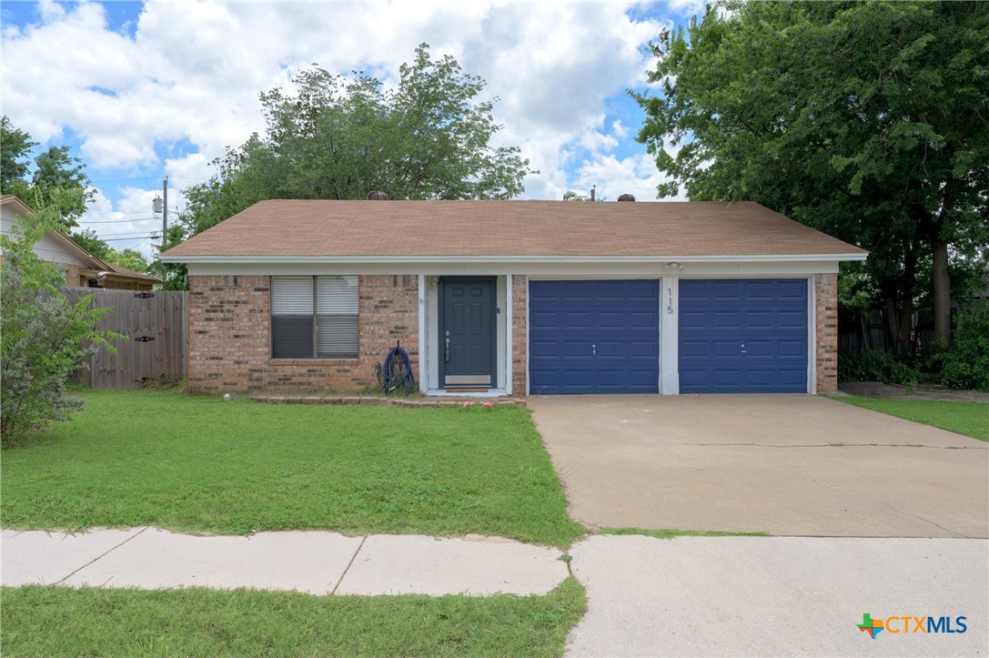 115 W Hogan Drive, Copperas Cove, TX 76522 — photo 1