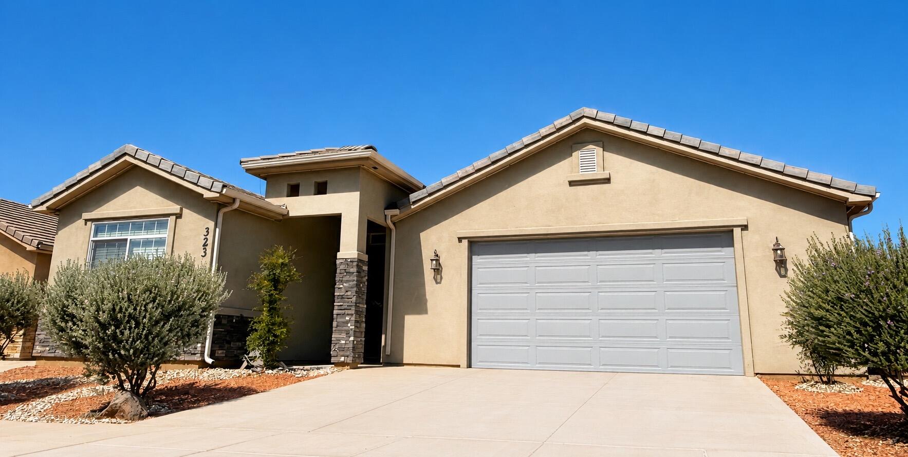 323 N 725 W, Hurricane, UT 84737 — photo 1