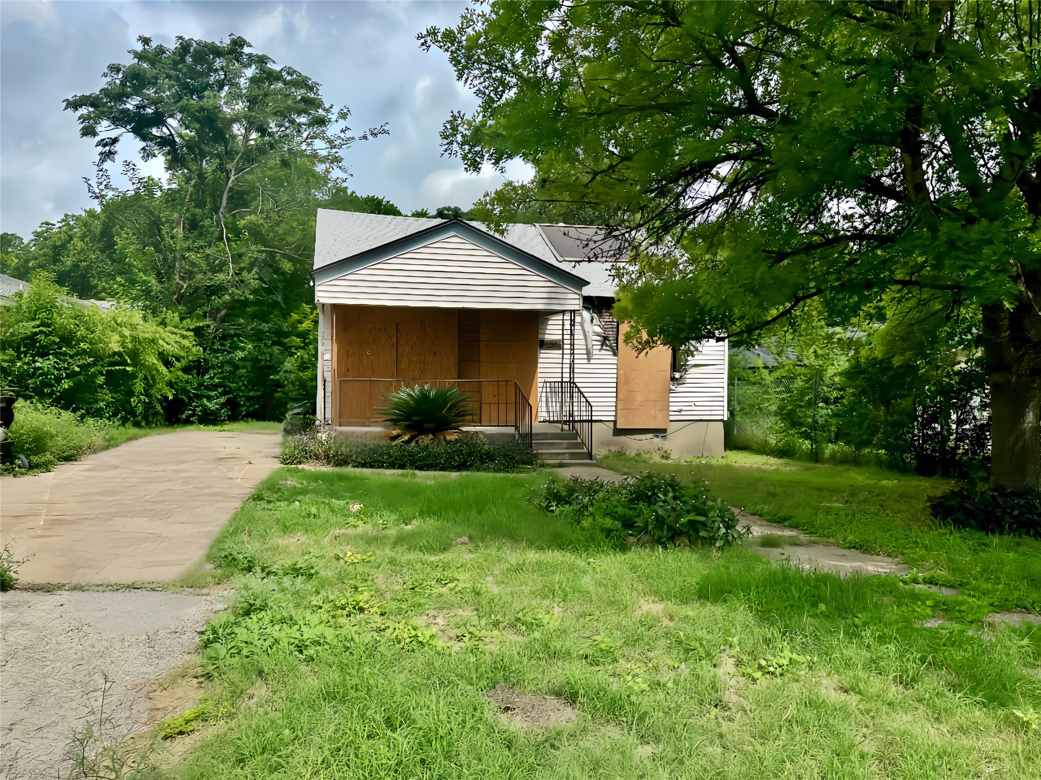 7306  Bethune Ave, Austin, TX 78752 — photo 1