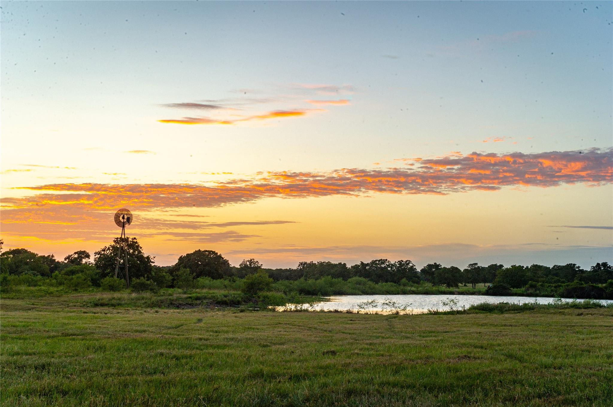 2625 Burke Rd, Flatonia, TX 78941 — photo 1