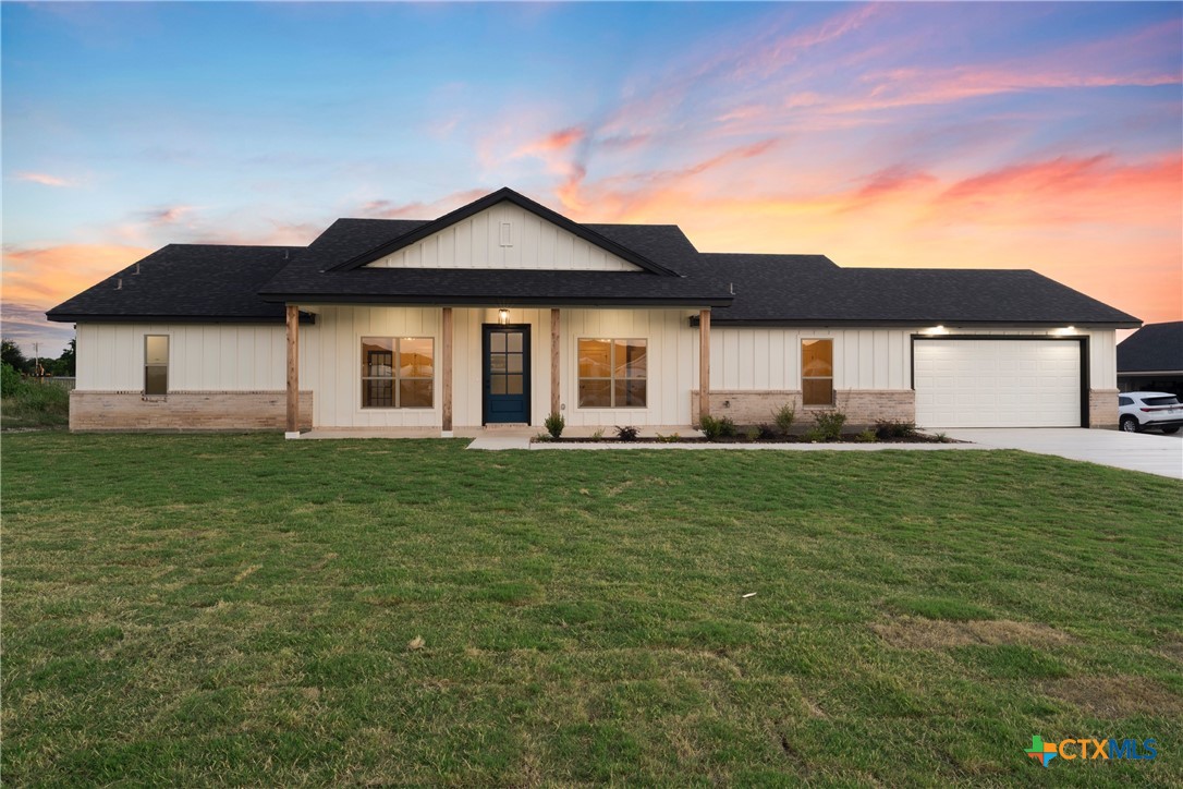 138 Dana Point Road, Lorena, TX 76655 — photo 1