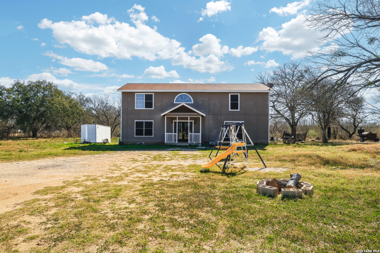 17896 PLEASANTON RD, San Antonio, TX 78221 — photo 1