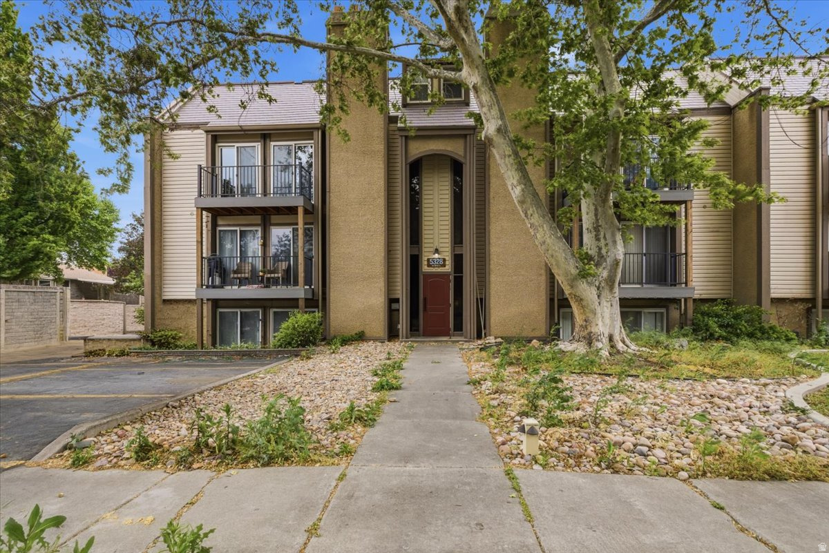 5328 S 570 E #I, Murray, UT 84107 — photo 1