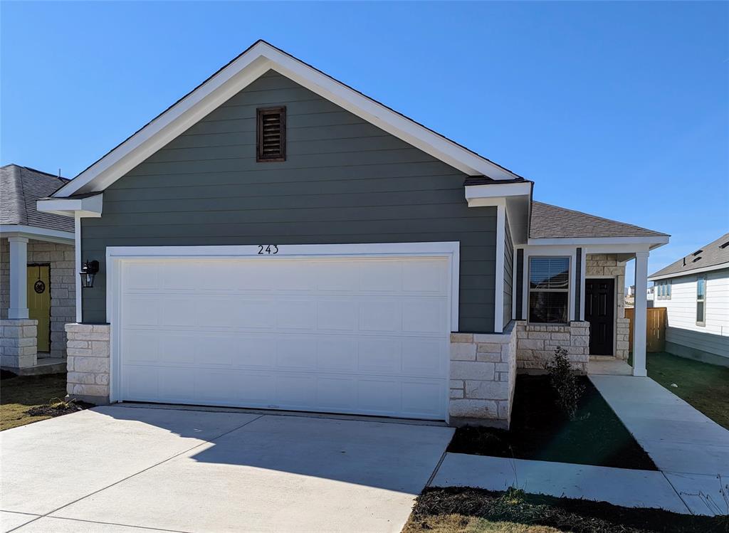 243 Kellys Heroes Way, Jarrell, TX 76537 — photo 1