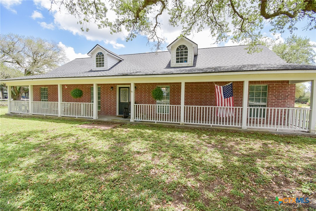 4427 County Road 382, Louise, TX 77455 — photo 1