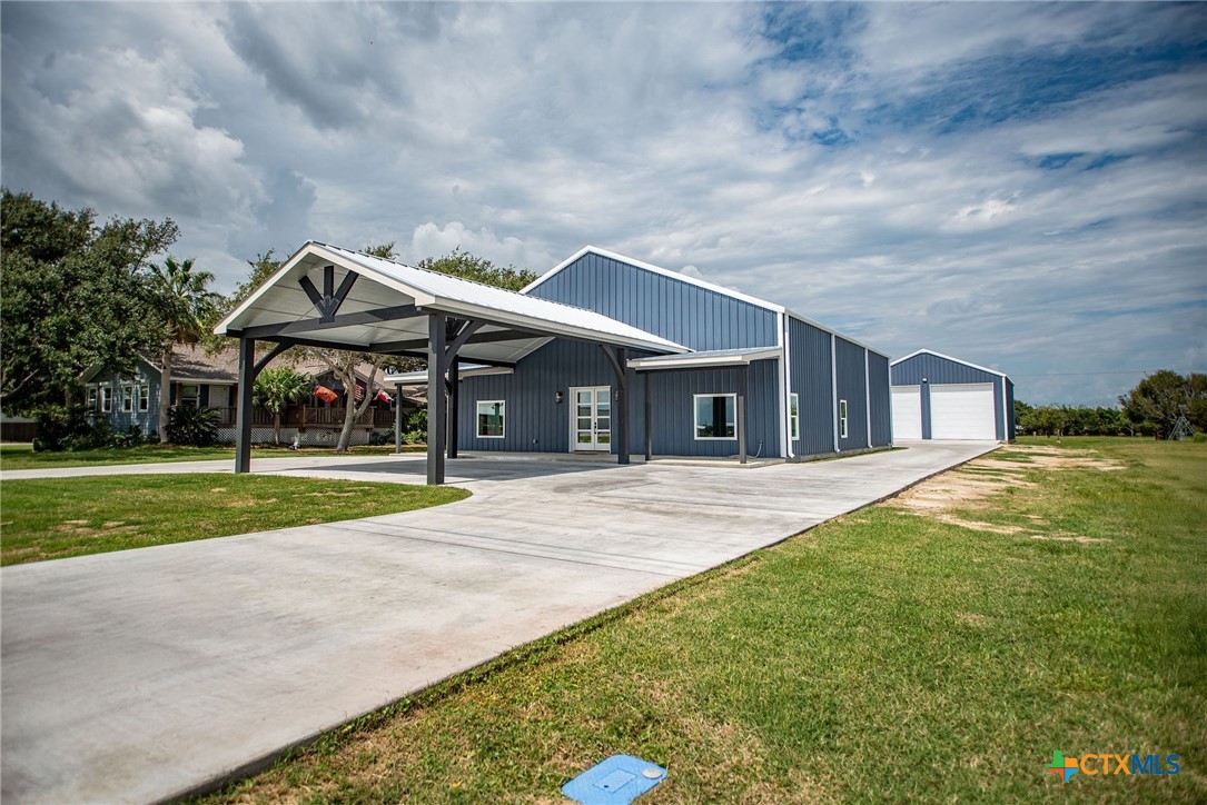 2062 W Harrison Avenue, Port O'Connor, TX 77982 — photo 1