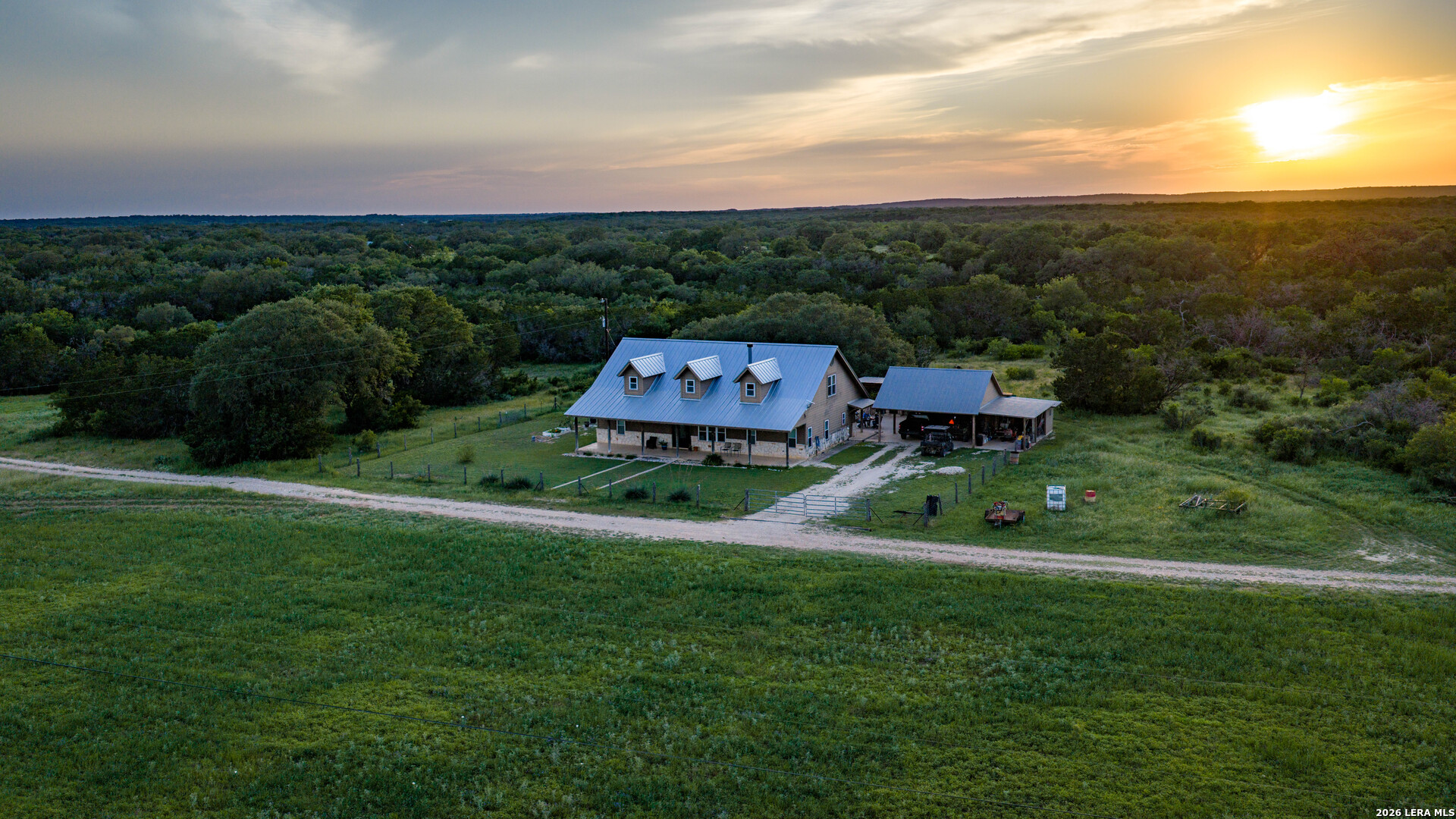 250 County Road 241, Hondo, TX 78861 — photo 1