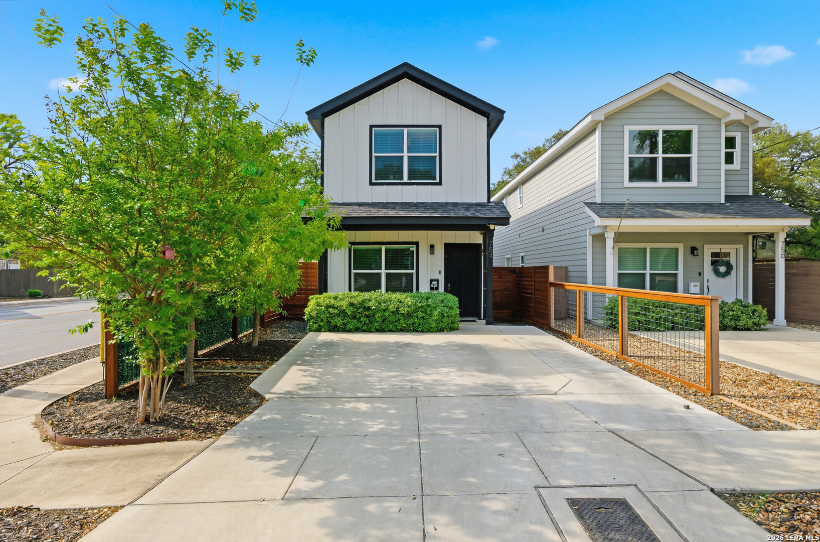 754 Delmar St, San Antonio, TX 78210 — photo 1