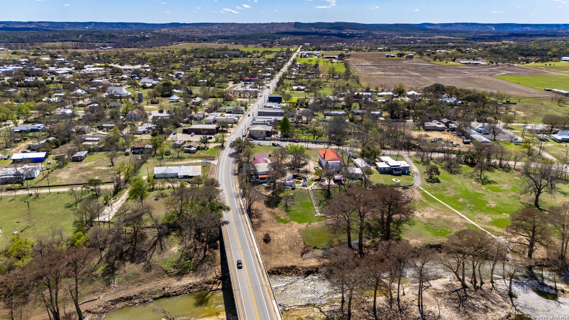 101 Skyline, Center Point, TX 78010 — photo 1