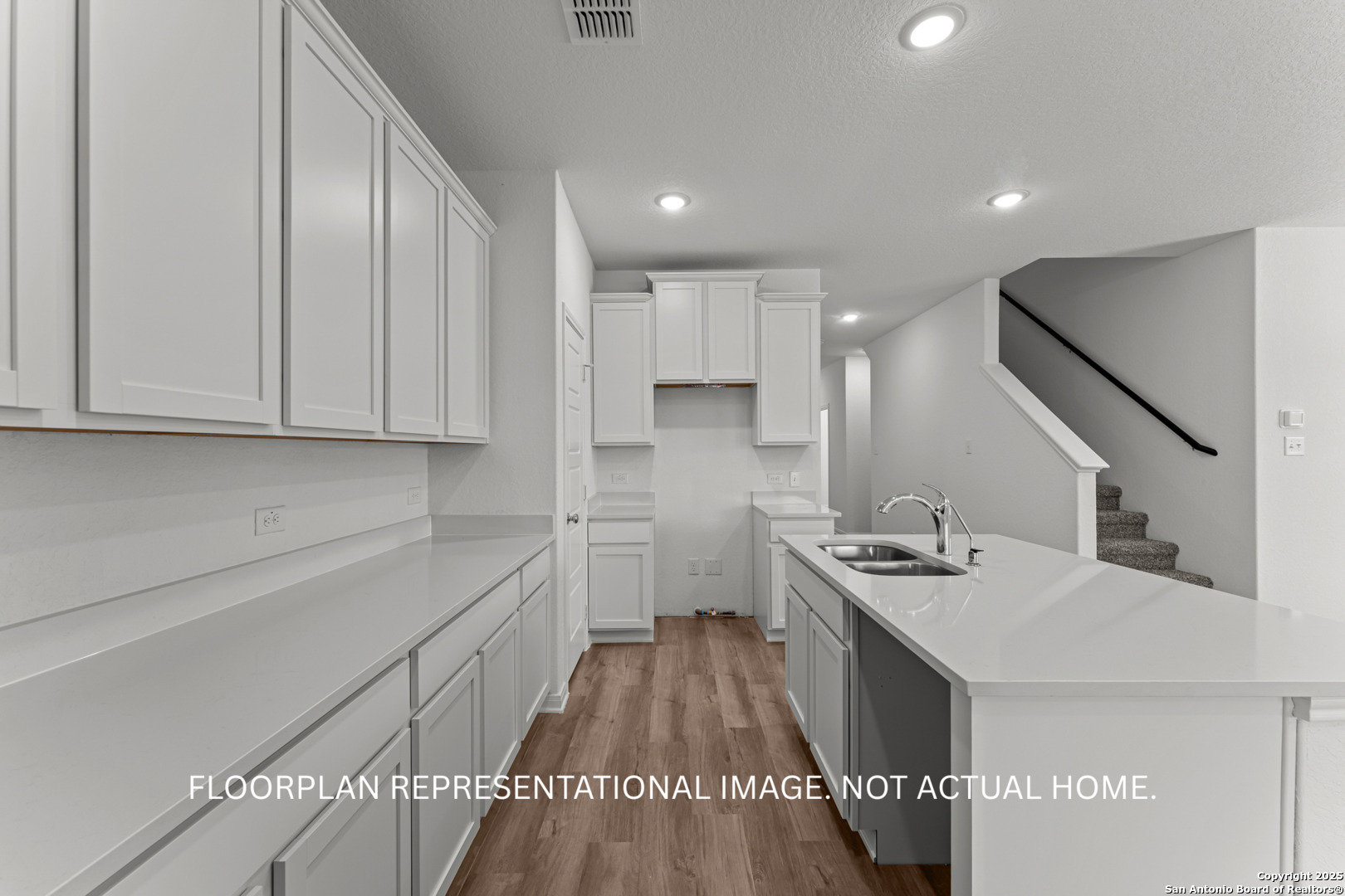 8408 Roadrunner Passage, San Antonio, TX 78222 — photo 1