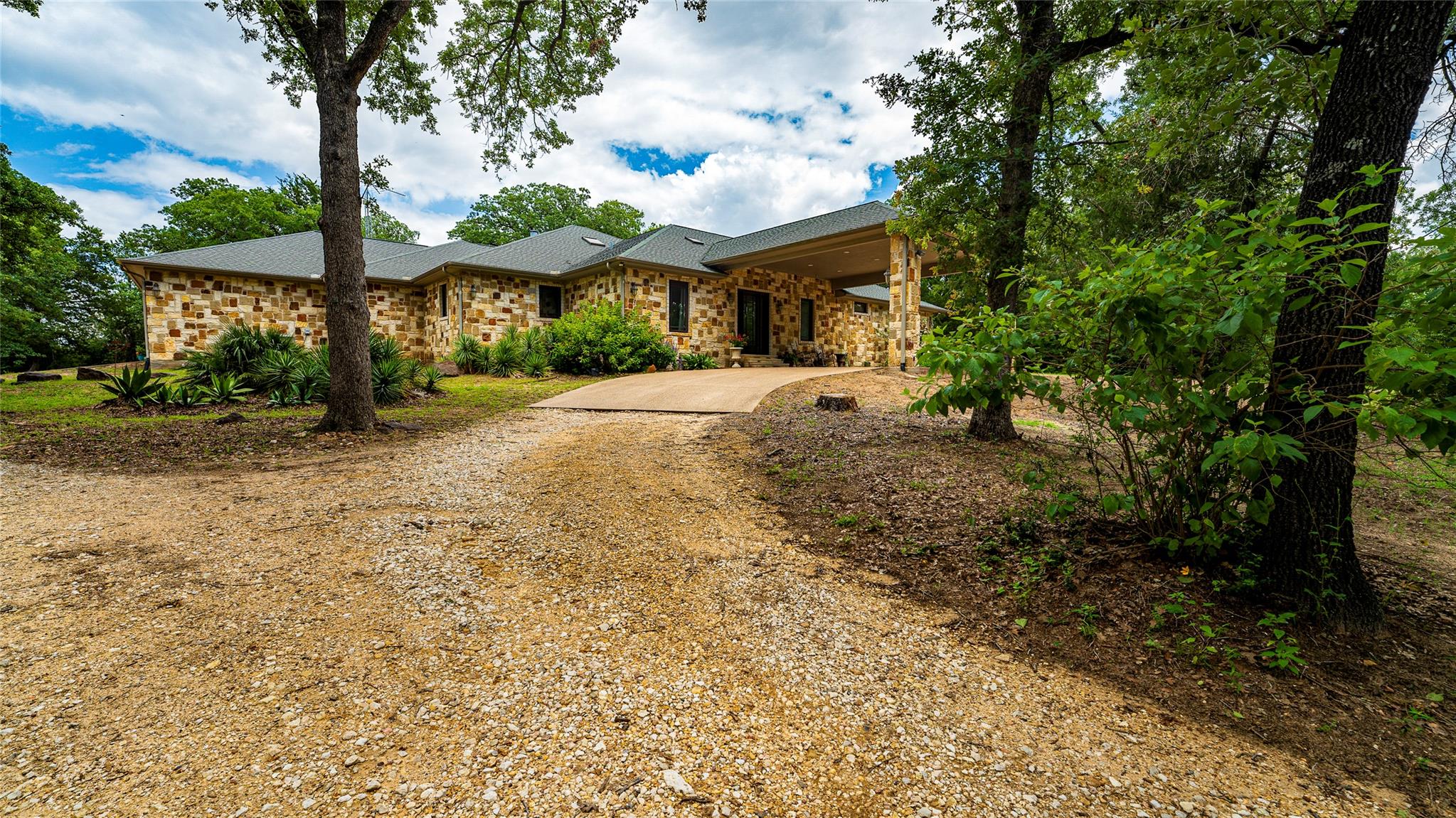 1908 County Road 305 None, Rockdale, TX 76567 — photo 1