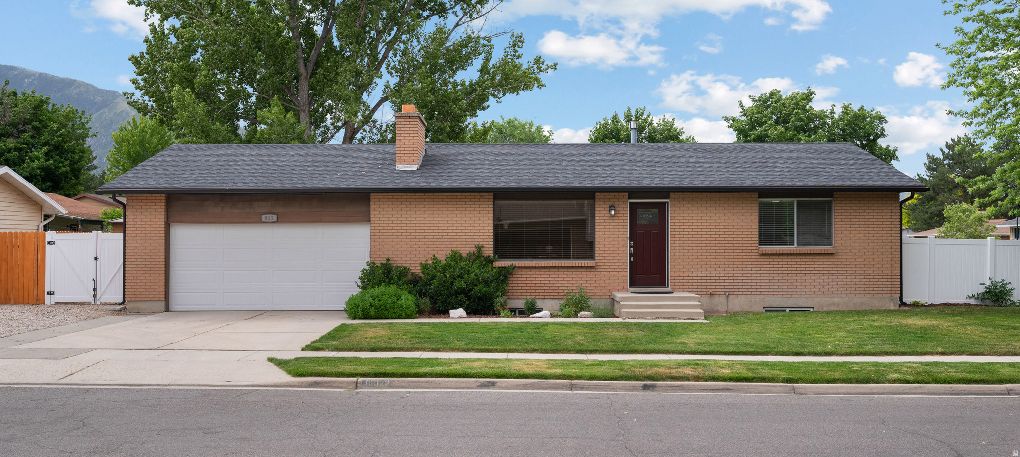 812 STORMY CREEK RD, Sandy, UT 84094 — photo 1