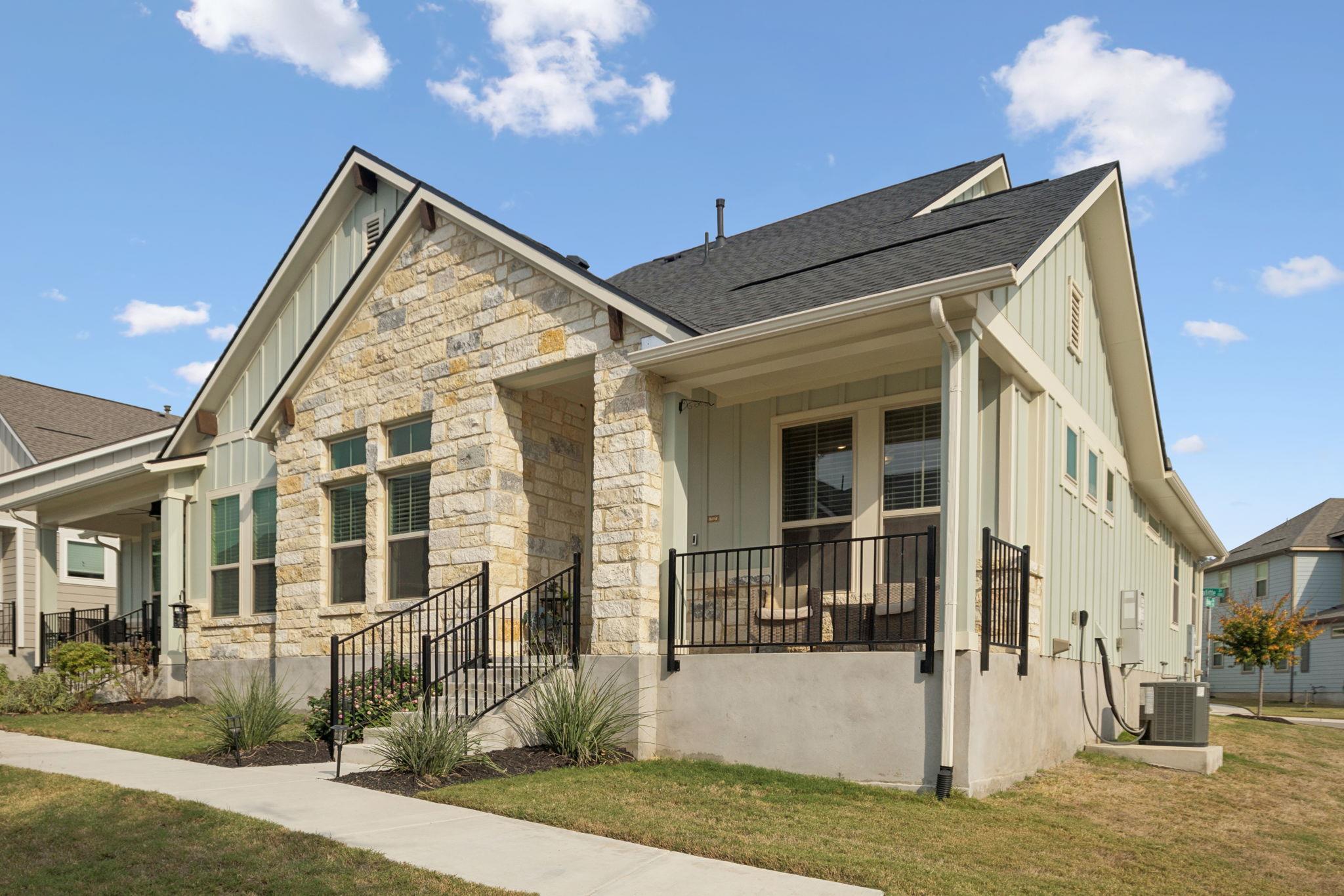 105  Lafitte Dr  #101, San Marcos, TX 78666 — photo 1