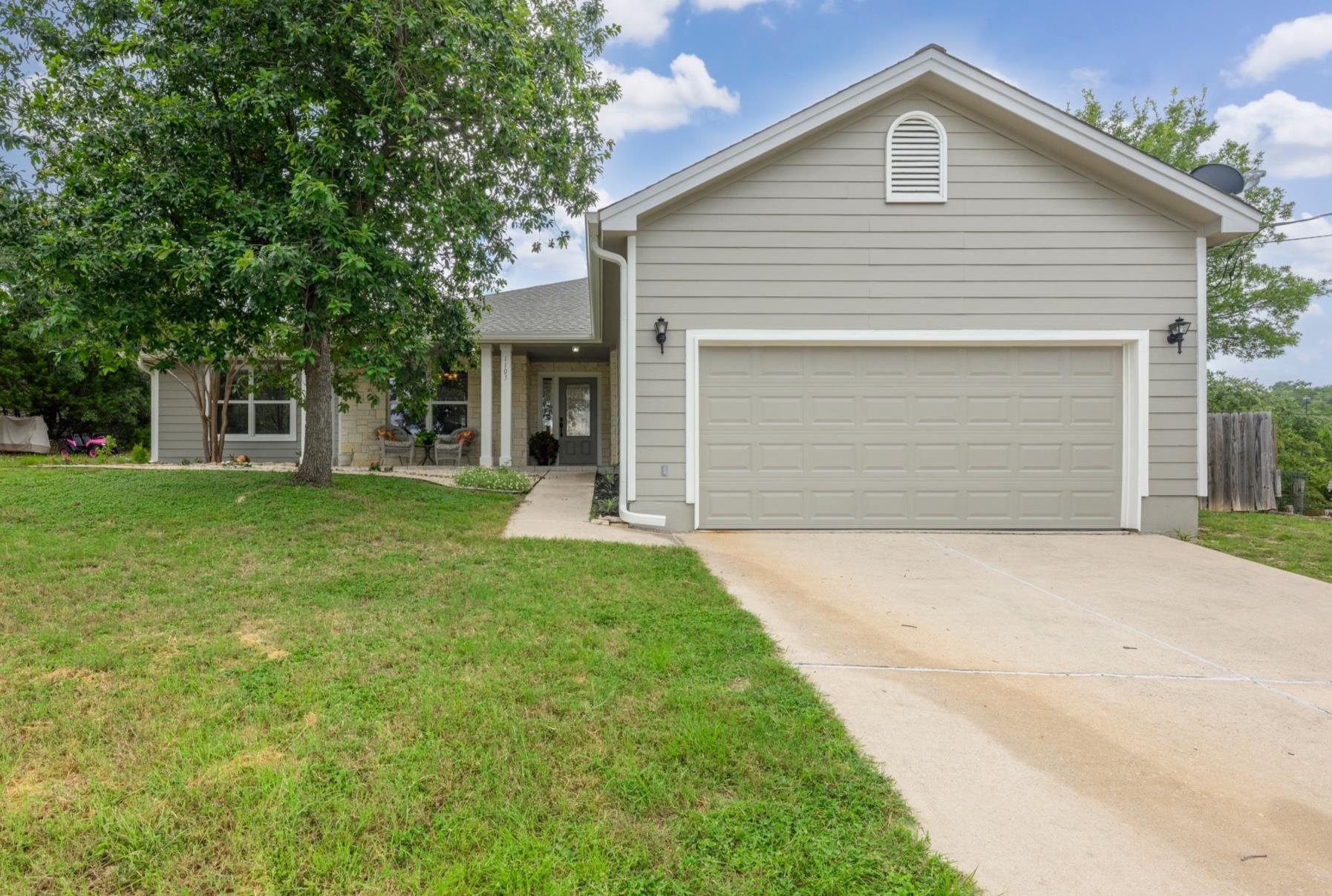 1103 Larkhall Dr, Spicewood, TX 78669 — photo 1