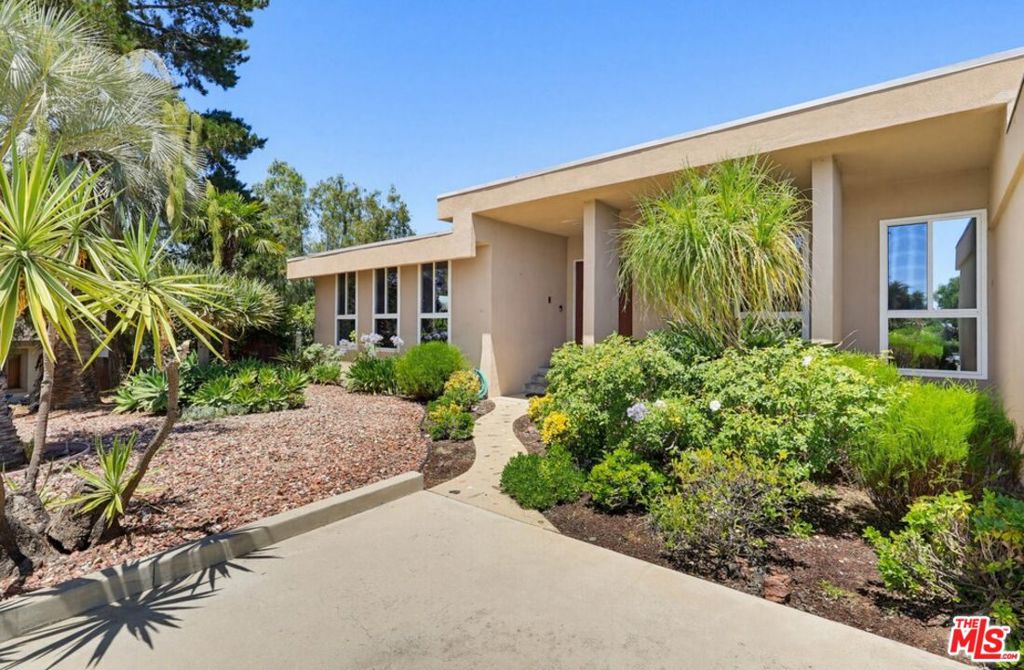 991 Montgomery Court, Thousand Oaks, CA 91360 — photo 1