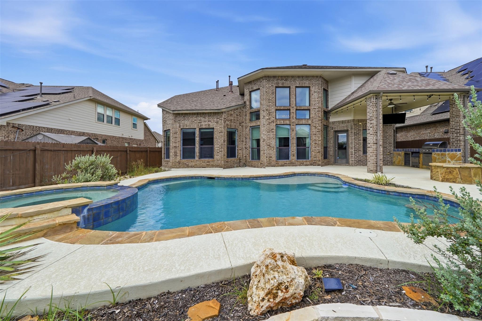 109  Mark Way, Liberty Hill, TX 78642 — photo 1