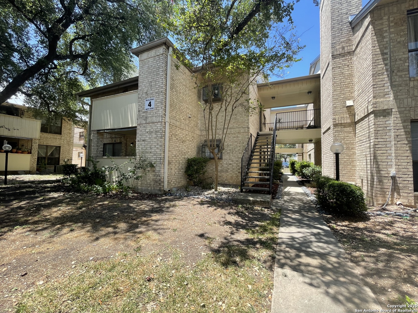 11843 Braesview, San Antonio, TX 78213 — photo 1