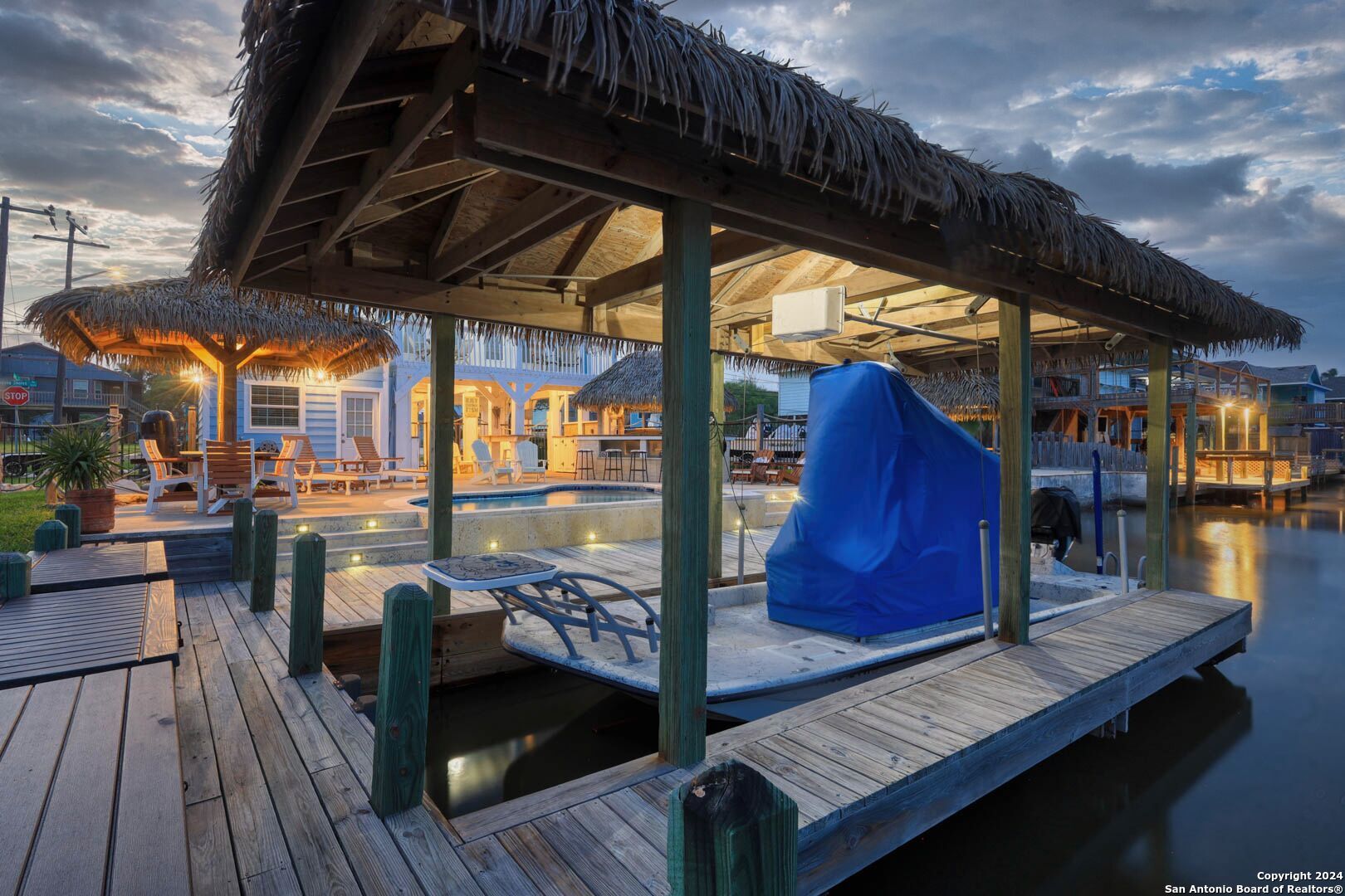 4041 laguna shores