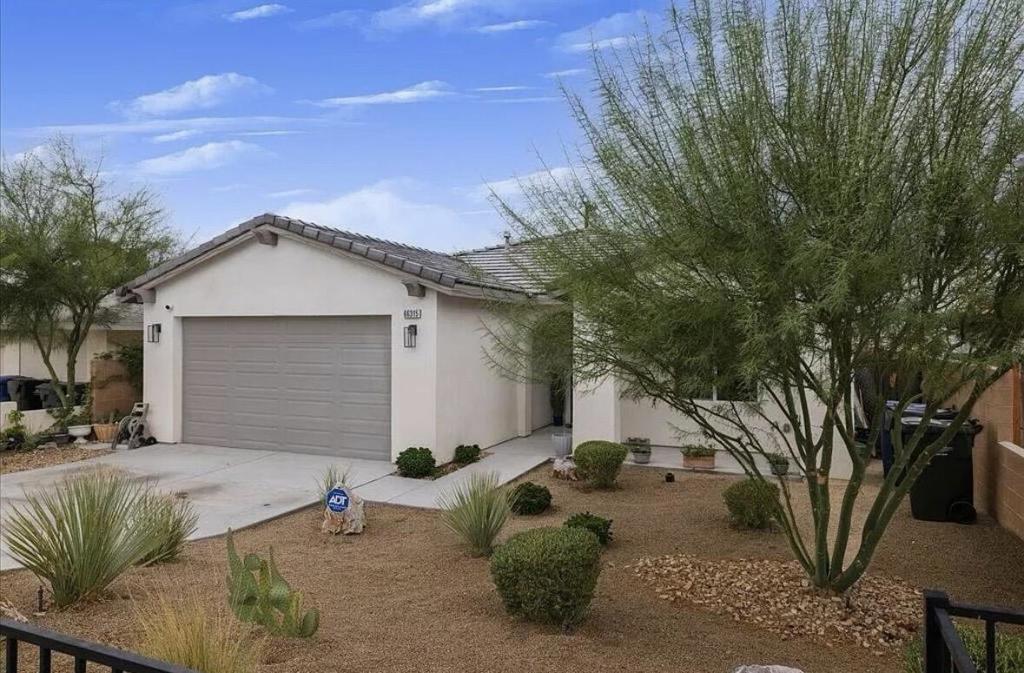 66315 Cahuilla Avenue, Desert Hot Springs, CA 92240 — photo 1