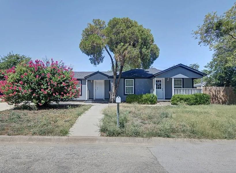 726 Kimbrough, White Settlement, TX 76108 — photo 1
