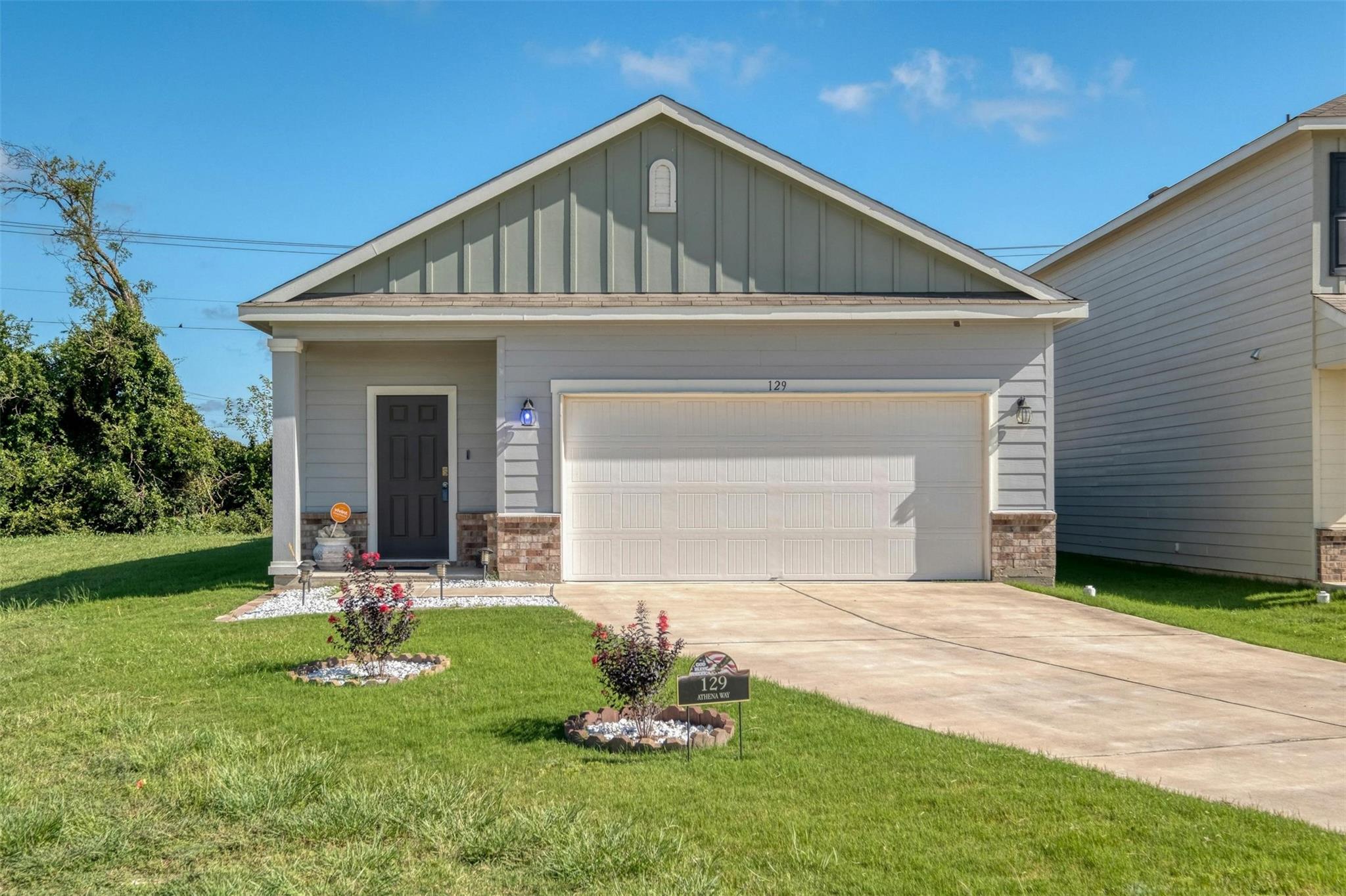 129 Athena, Jarrell, TX 76537 — photo 1