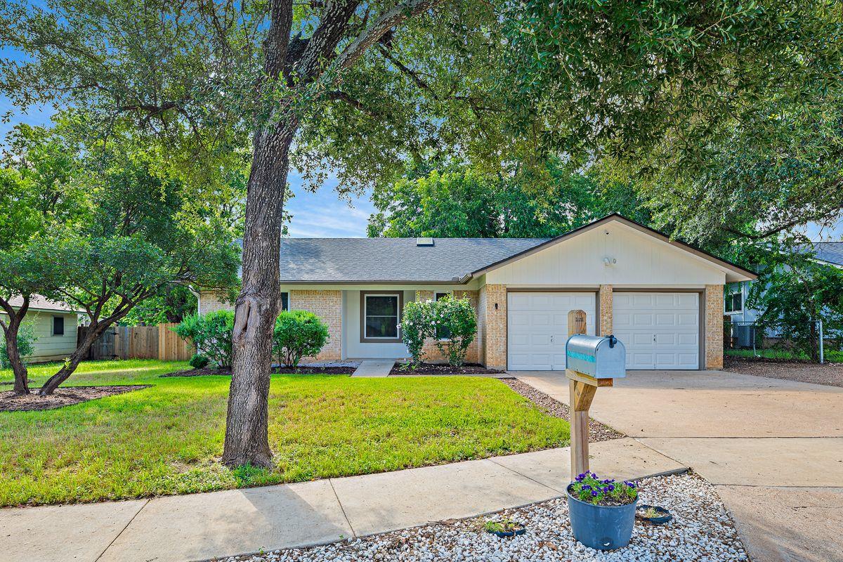 701 Buffalo, Round Rock, TX 78681 — photo 1