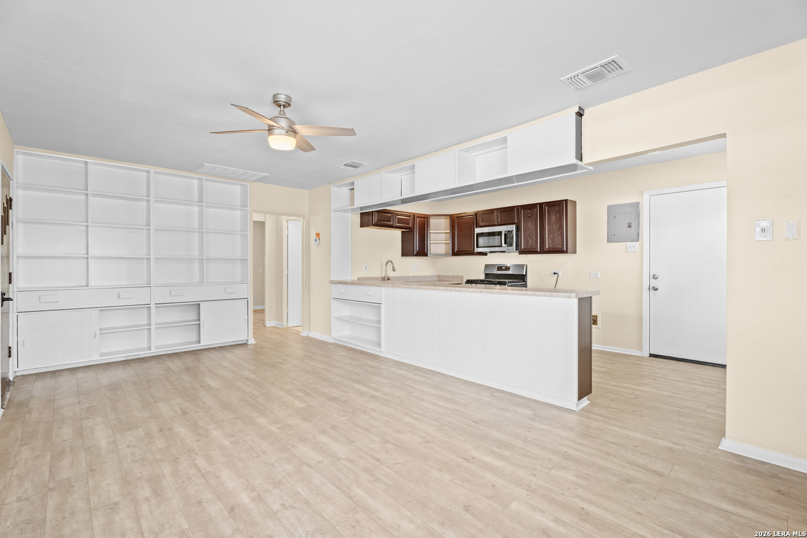 1538 THORAIN BLVD, ,  78201 — photo 1