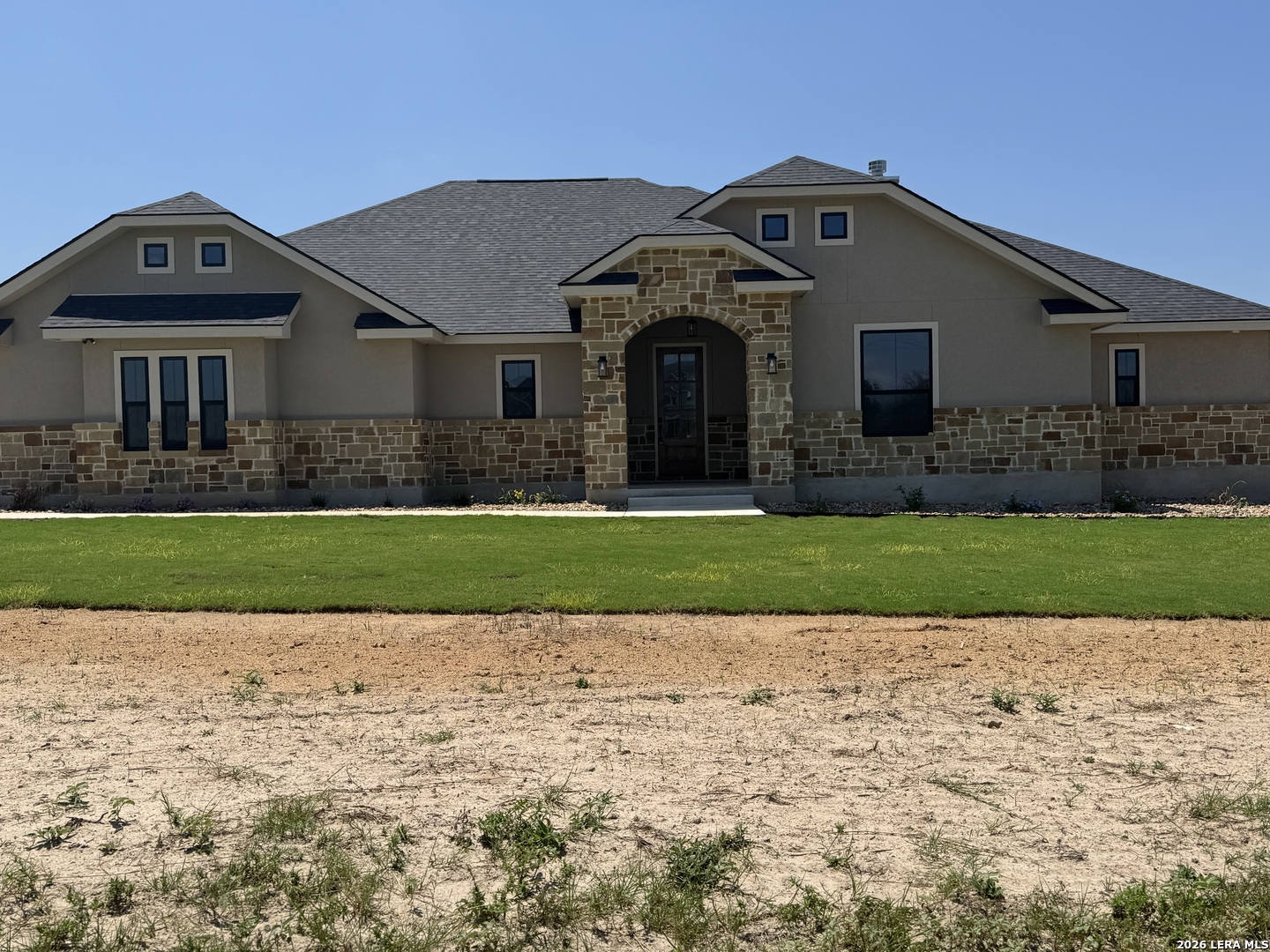 116 Hondo Ridge Dr, La Vernia, TX 78121 — photo 1