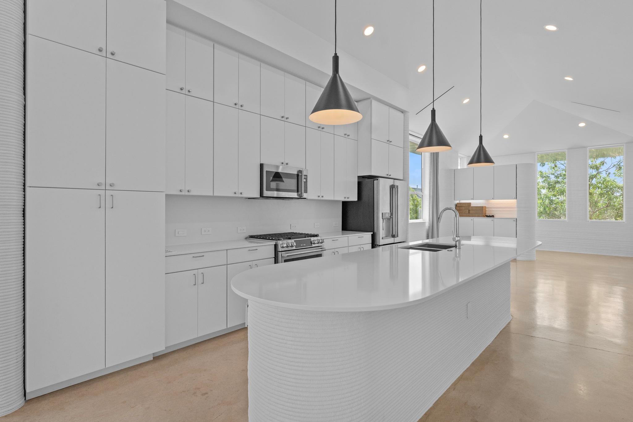 109 Rough Creek, Georgetown, TX 78628 — photo 1